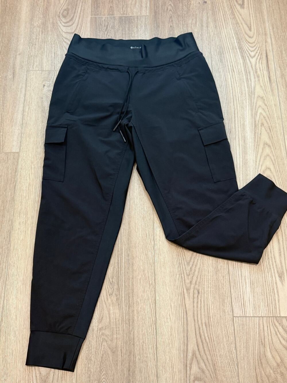 Athleta Sutton Black Jogger Size 6 Style: 405713-00